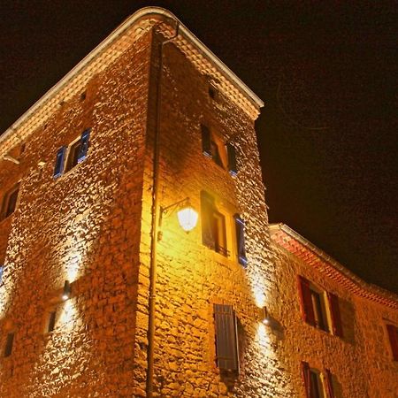 Gites La Tour Le Mas De Crieulon Saint-Jean-de-Crieulon Exterior foto