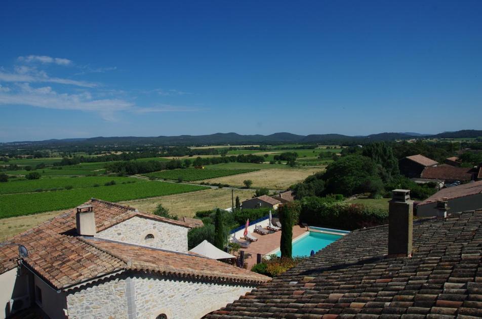 Gites La Tour Le Mas De Crieulon Saint-Jean-de-Crieulon Exterior foto